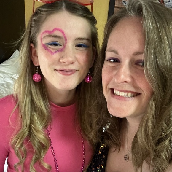 💜 - Picture 2 of 5